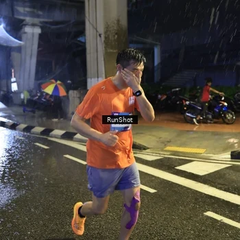 Runner Photo 7915348
