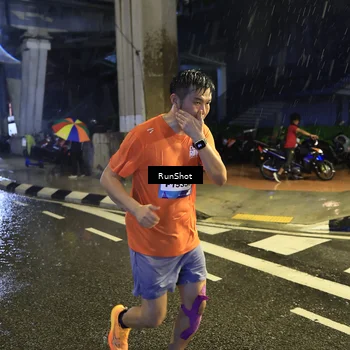 Runner Photo 7915349