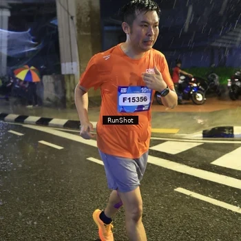 Runner Photo 7915367