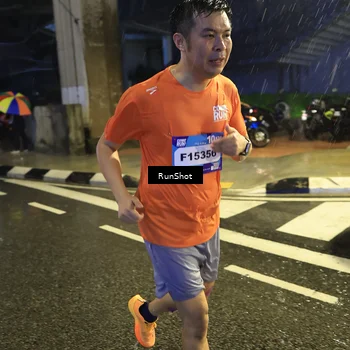 Runner Photo 7915368