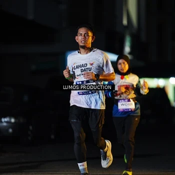 Runner Photo 7915375