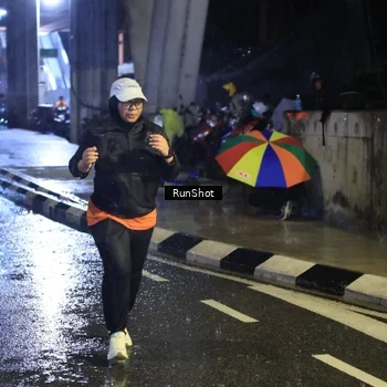 Runner Photo 7915399