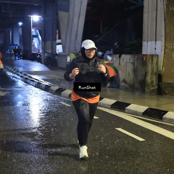 Runner Photo 7915422