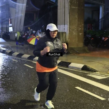 Runner Photo 7915440