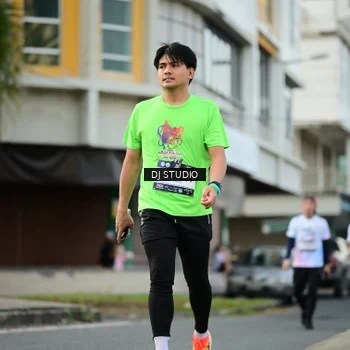 Runner Photo 7915460