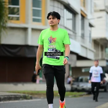 Runner Photo 7915463