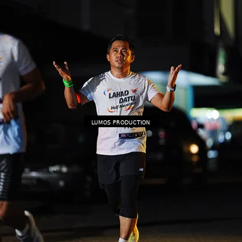 Runner Photo 7915464