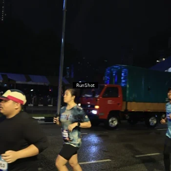 Runner Photo 7915476