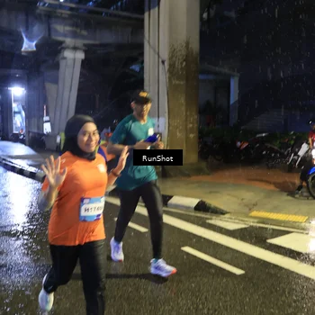 Runner Photo 7915496