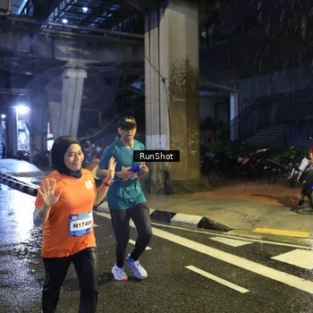 Runner Photo 7915497