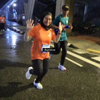 Runner Photo 7915499