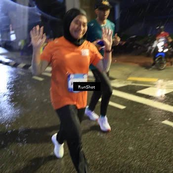Runner Photo 7915504