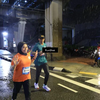 Runner Photo 7915505