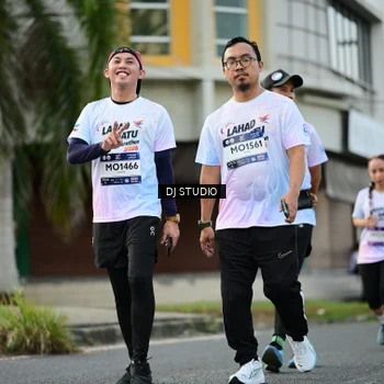 Runner Photo 7915511