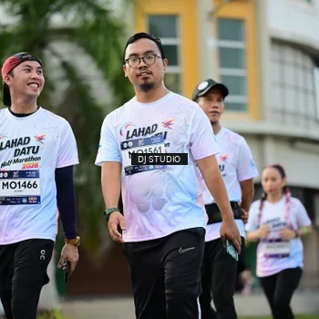 Runner Photo 7915514