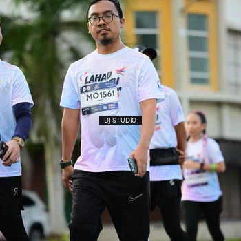 Runner Photo 7915532