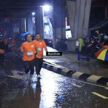 Runner Photo 7915536