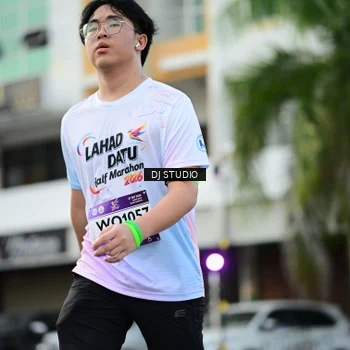 Runner Photo 7915605