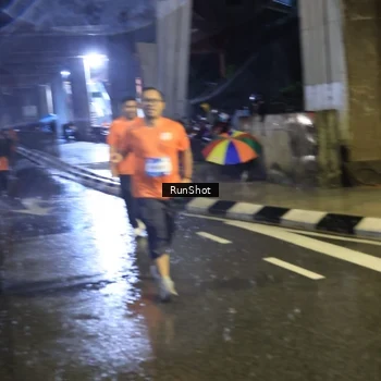 Runner Photo 7915611