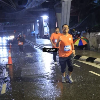 Runner Photo 7915619