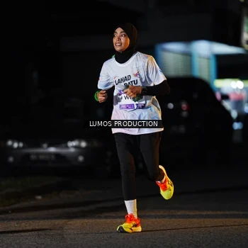 Runner Photo 7915637
