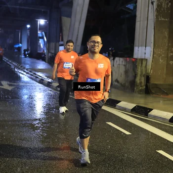 Runner Photo 7915646