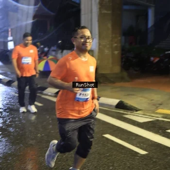 Runner Photo 7915667