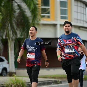 Runner Photo 7915672