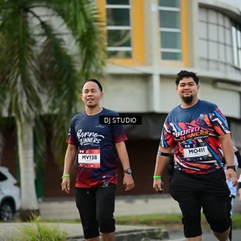 Runner Photo 7915681