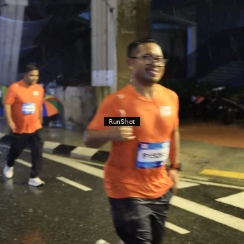 Runner Photo 7915687