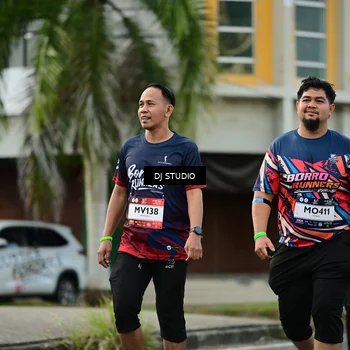 Runner Photo 7915688