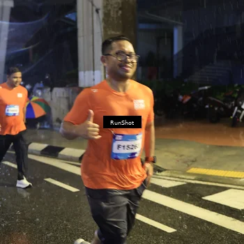 Runner Photo 7915691
