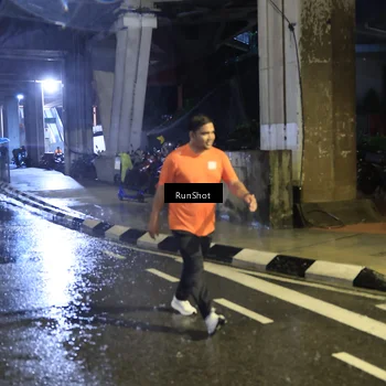 Runner Photo 7915694