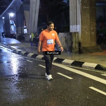 Runner Photo 7915695