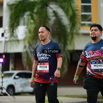 Runner Photo 7915696