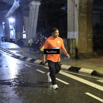 Runner Photo 7915705
