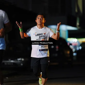 Runner Photo 7915716