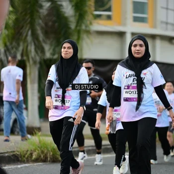 Runner Photo 7915736