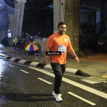 Runner Photo 7915739