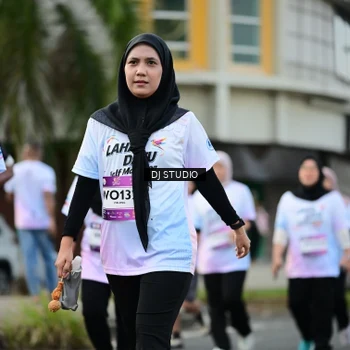 Runner Photo 7915757