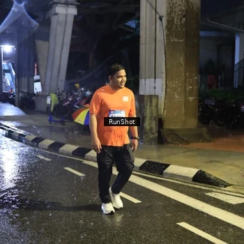 Runner Photo 7915764