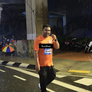 Runner Photo 7915765