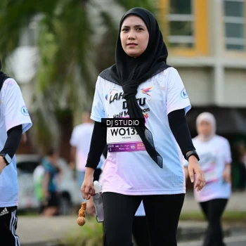 Runner Photo 7915768