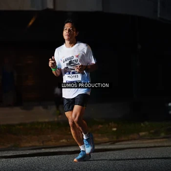 Runner Photo 7915771