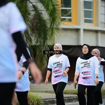 Runner Photo 7915781