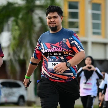 Runner Photo 7915793