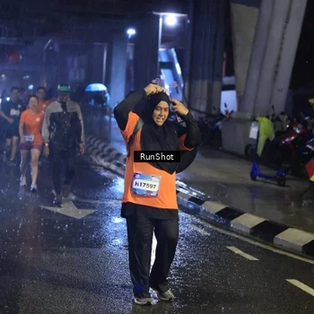 Runner Photo 7915794