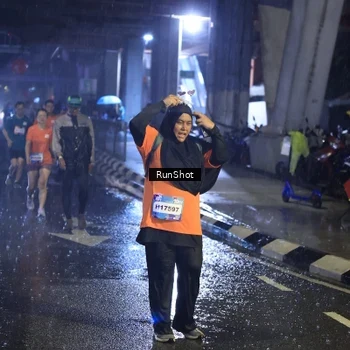 Runner Photo 7915802