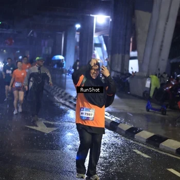 Runner Photo 7915806
