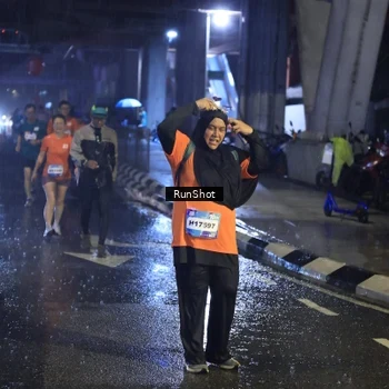 Runner Photo 7915808